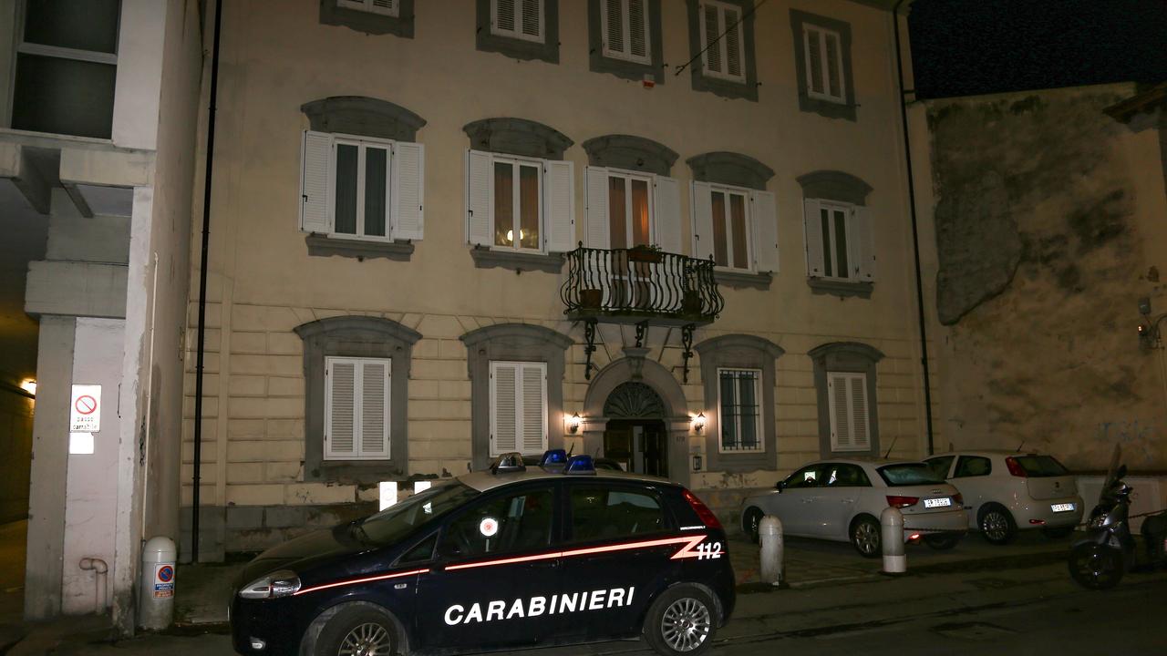 Bomba a mano in un giardino di corso Mazzini