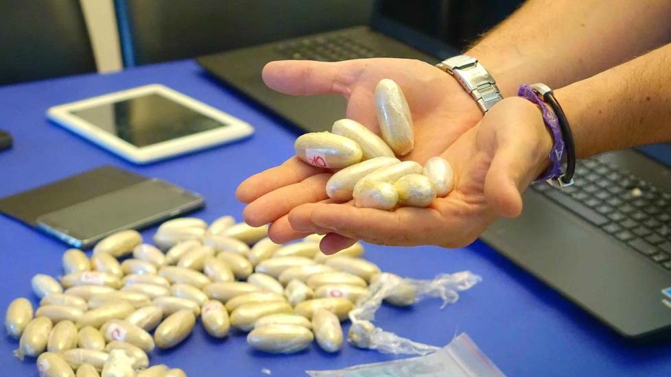 Corrieri della droga per pagare le cure a un familiare ferito
