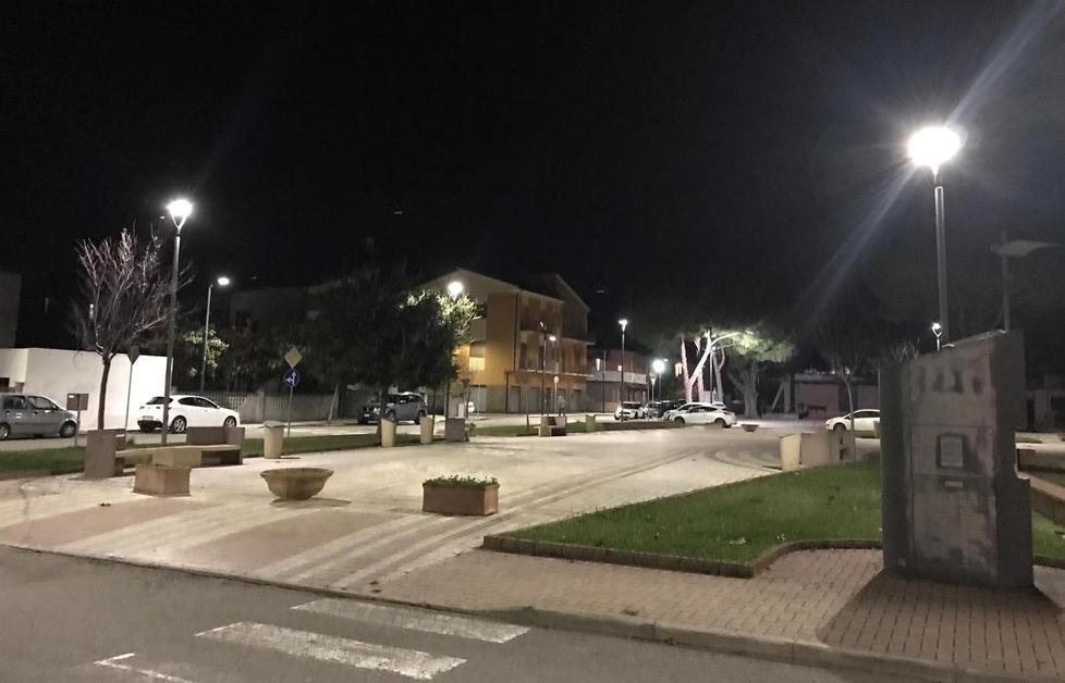 Installate le plafoniere a led per il risparmio energetico 