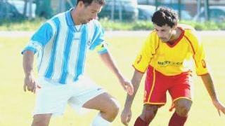 Petricci marcato stretto dall’avversario