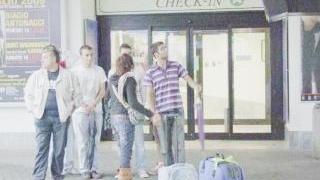 Turisti all’aeroporto Galilei a Pisa