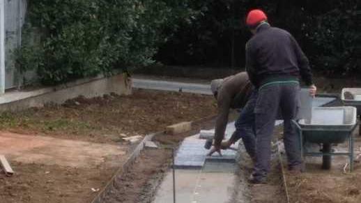 Vandali nei cantieri vigilanza privata al Villaggio scolastico di Cecina