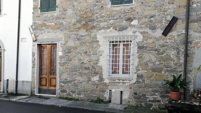Intossicati dal monossido: «Ho parlato col mio alunno e sta bene»