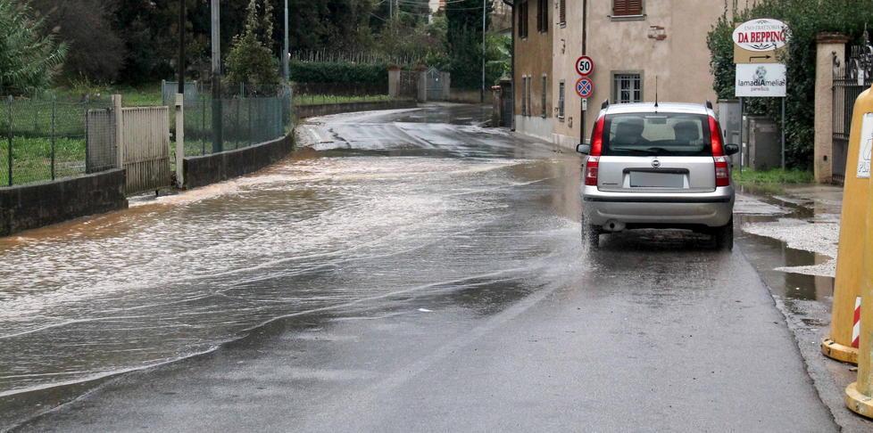 In arrivo a Valdicastello una pista ciclopedonale dossi e telelaser