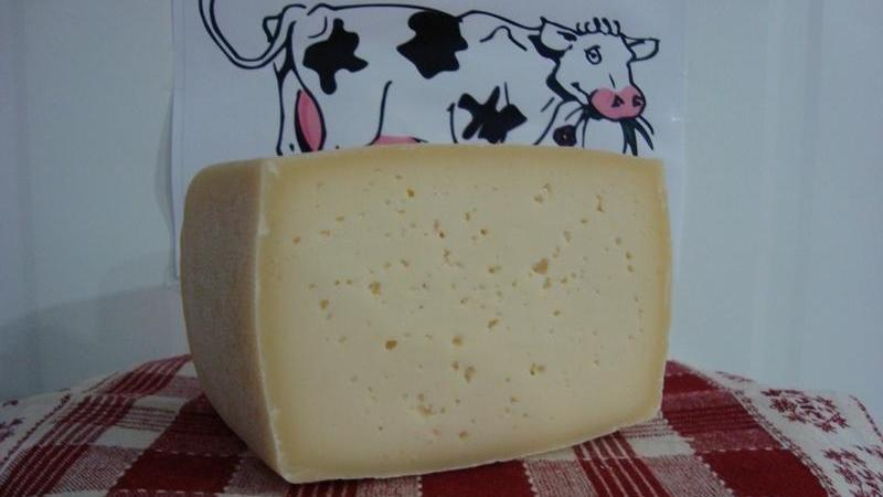 “Sassina Metas” da provare Un formaggio nella terracotta