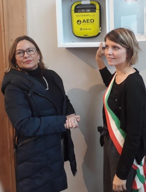 Un altro defibrillatore donato dal Rotary Club