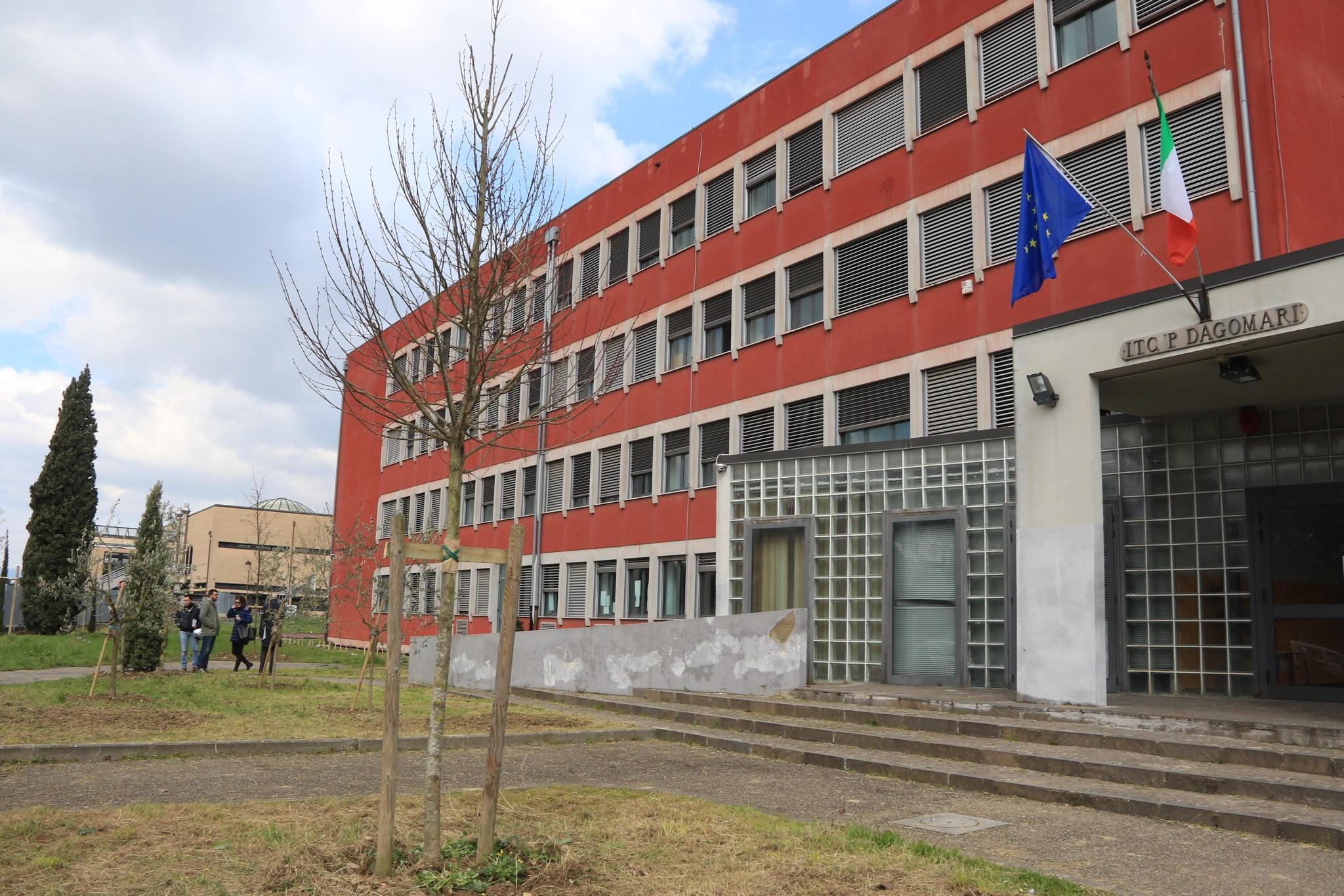 L'esterno dell'istituto Dagomari
