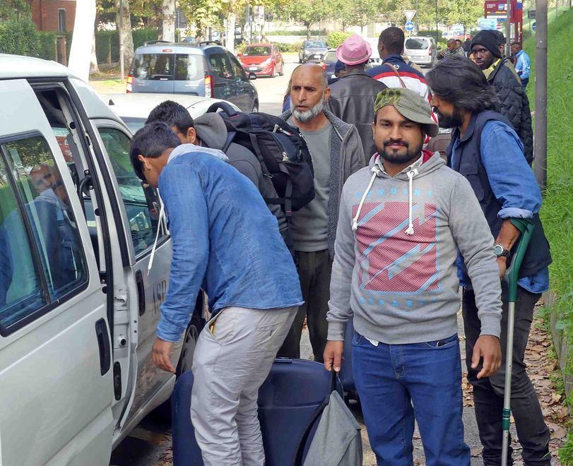 Indagine sui fondi dei migranti, la Finanza ha acquisito documenti all'Asp