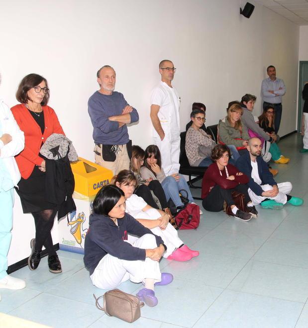 Tagli al San Camillo, l’Asl: «Tuteleremo i posti di lavoro» 