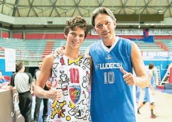 Mario Boni in campo con il figlio Giacomo al Palaterme di Montecatini