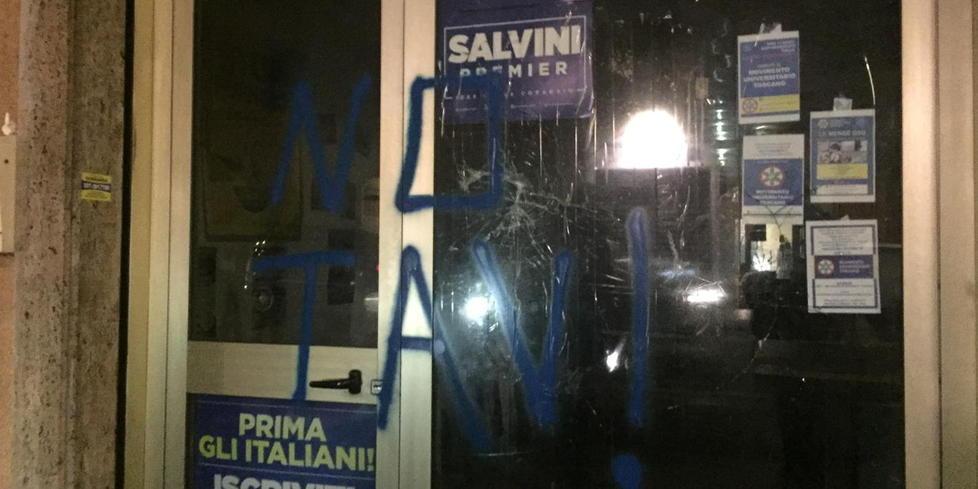 “No tav” sulla sede della Lega