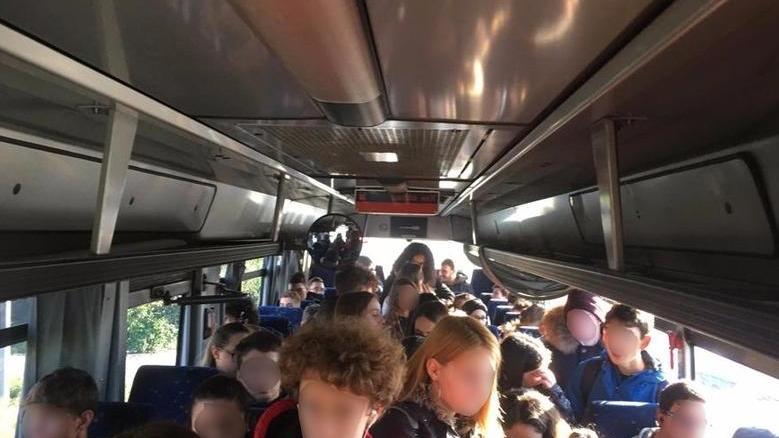 Bus rotti, corse che saltano: martedì vertice in Prefettura