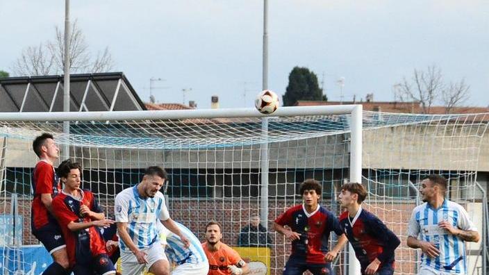 Troppi attacchi, la società mette in campo l’avvocato