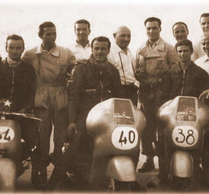 Il mito compie 90 anni Una serata tra brindisi e ricordi per l’omaggio al cavaliere della Vespa