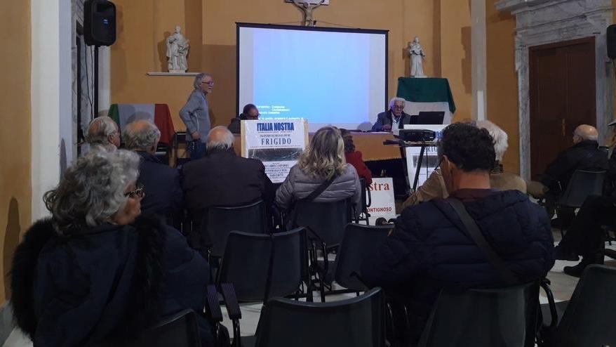 Italia Nostra contro l’argine «Opera inutile e dannosa»