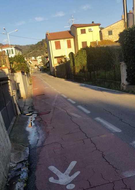 I cittadini chiedono dossi in via del Pantaneto