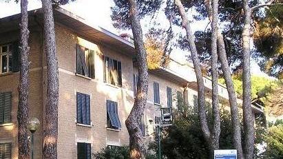 Distretto Asl, lavori al piazzale chiude l’ingresso principale