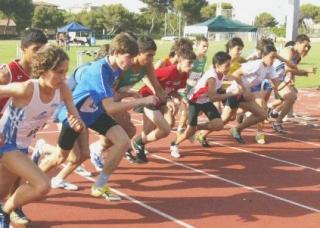 una gara di corsa compestre