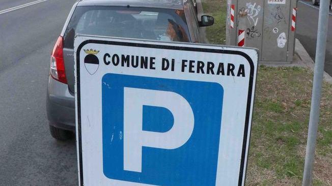 Parcheggi tutti esauriti Per la Municipale un impegno notevole