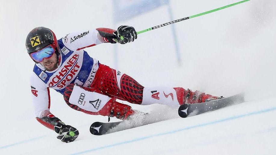 Hirscher e Shiffrin a segno