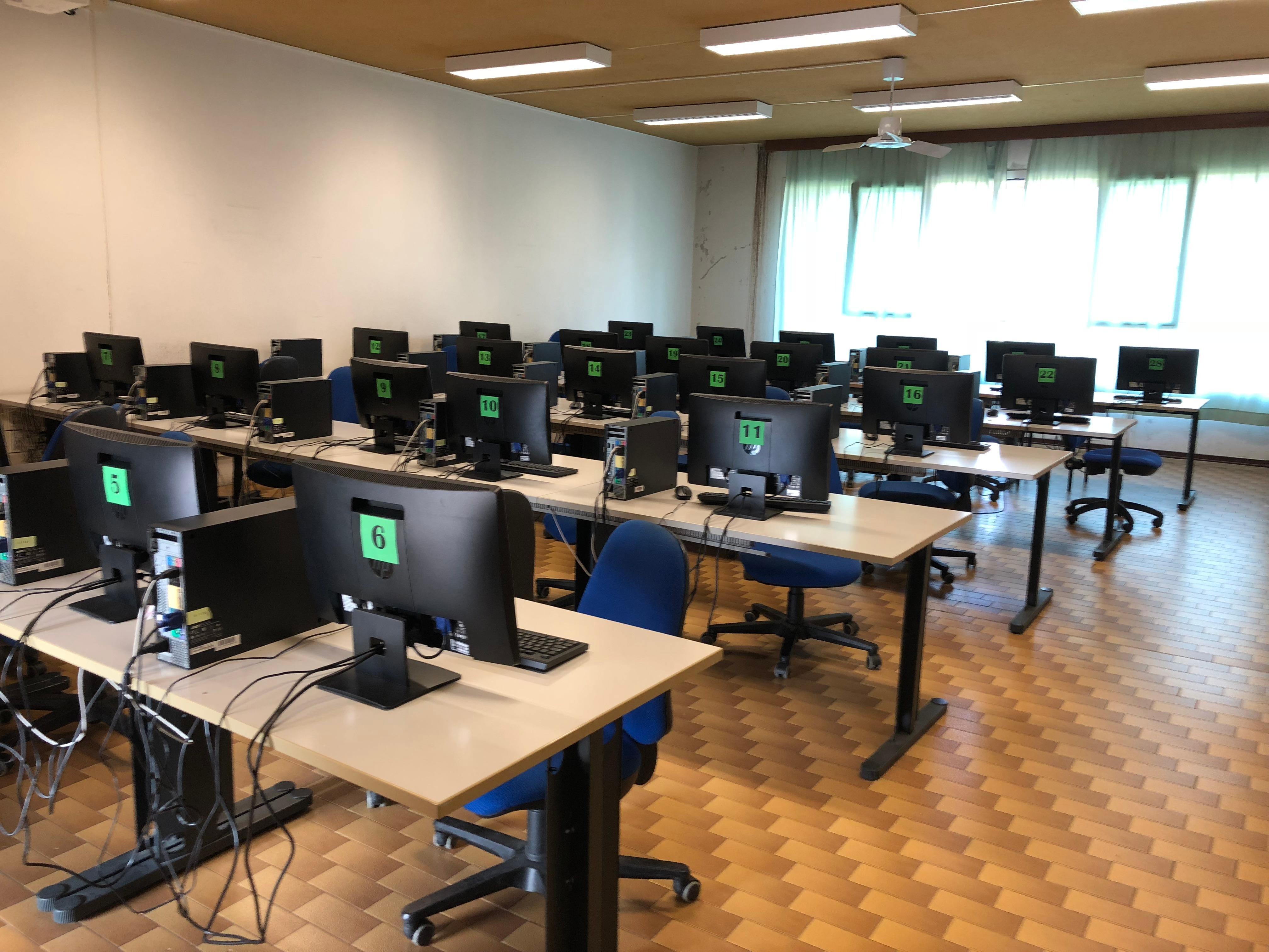 Orientare e’ raccontarsi I.t.s.e. Aldo Capitini: la nostra idea di scuola L’I.T.S.E. 