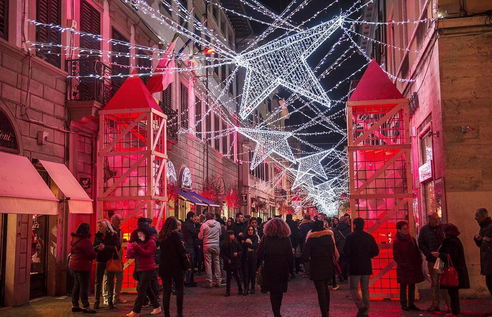 «La luminaria non è sicura» Esposto dei pentastellati 