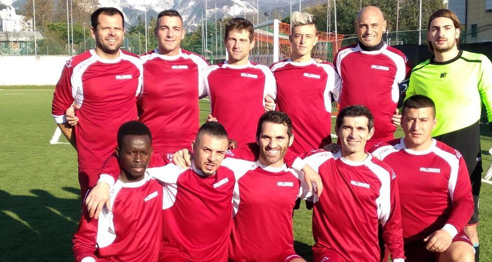 Pazzo finale a Pallerone, la capolista vince nel recupero 