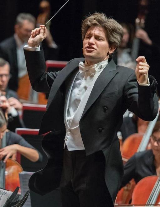Rustioni dirigerà il primo concerto di Natale in scena al Metropolitan 