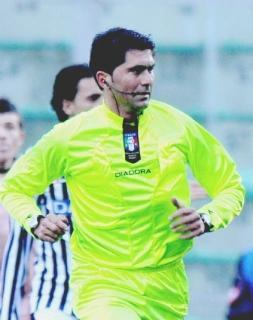 <strong>VELOTTO.</strong> Fischia a Cagliari