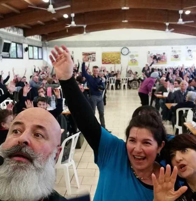 Solidarietà e musica si incontrano a tavola