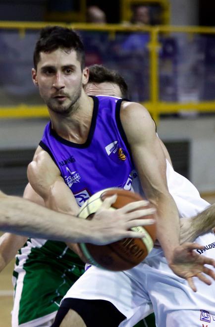 La 2G Vassalli s’inchina alla super capolista Rimini Coach Furlani espulso