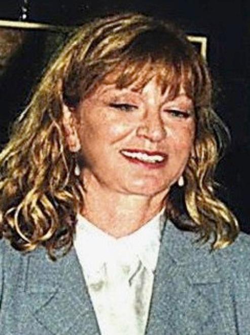 Cordoglio per la morte di Antonella Benassi professoressa di arte 