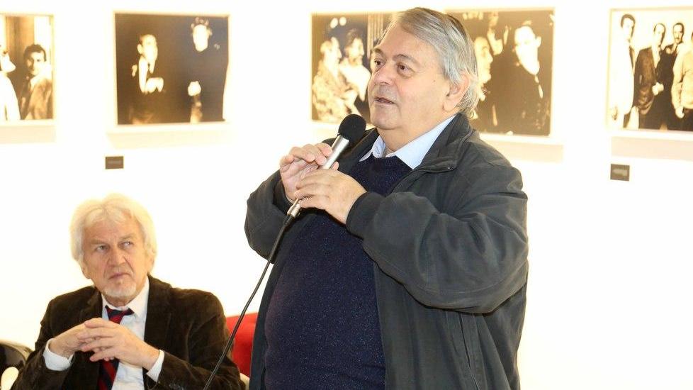 Dalle espulsioni a scuola al primo ricovero di Toni per la fuga dalla madre