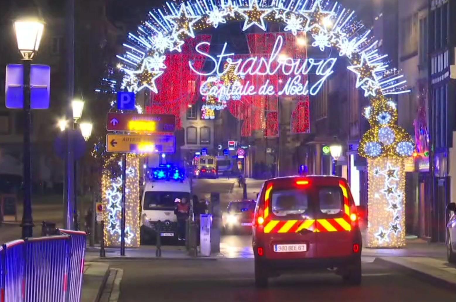 Spari a Strasburgo, la testimonianza di Bonafé: "Rannicchiata sotto un tavolo del bar"