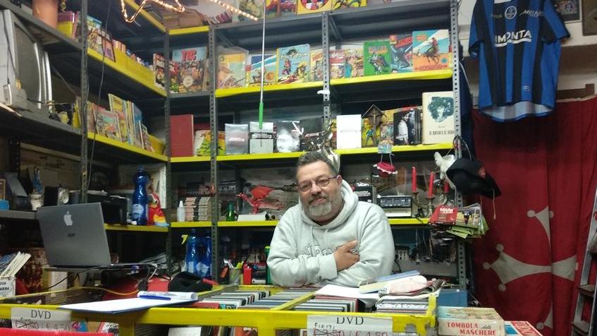 La gente non legge più, è crisi anche per i libri usati: chiude Fumettomania