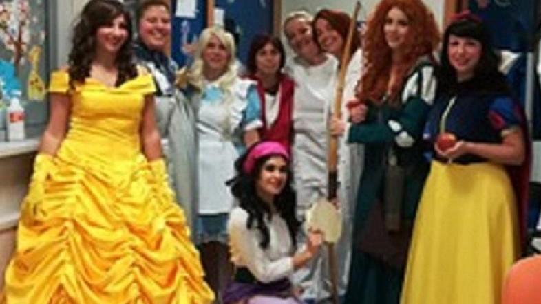 Spiderman e le principesse in visita ai bambini dell’ospedale