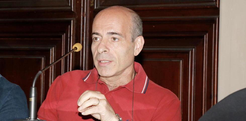 «Costringe la compagna a prostituirsi in strada» Imputato per violenza 