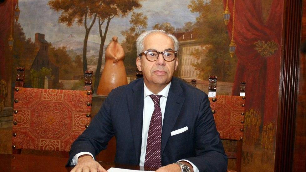 Alla Fondazione Carife resta un mese per salvarsi