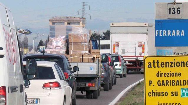 Chiuso per lavori un tratto della Super