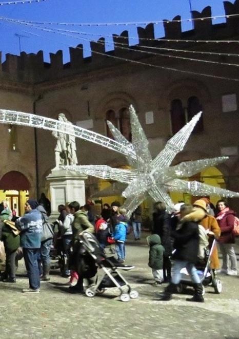 Festa dei nidi di successo Tante famiglie in piazza 