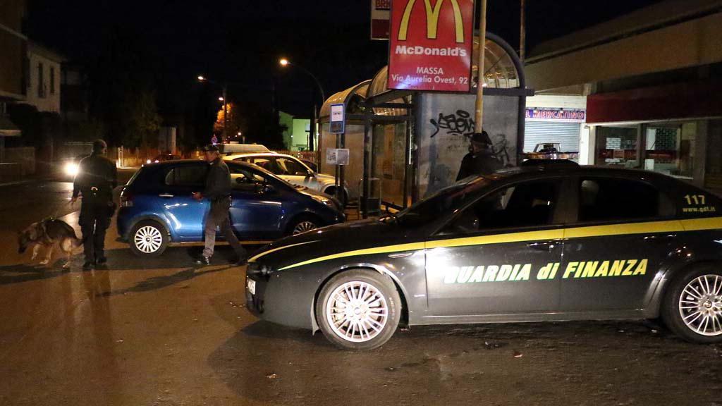 Riciclaggio e commercio abusivo di oro, 10 arresti
