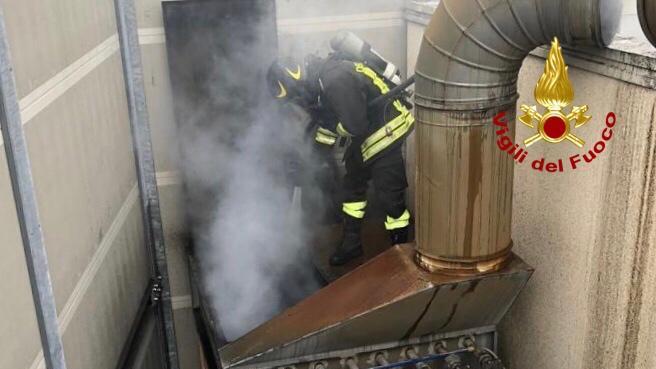 Incendio nel calzaturificio Sergio Natalini a Pieve a Nievole
