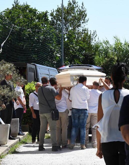 Pane al latte fatale per la giovane Chiara i crostini la causa dello shock anafilattico 