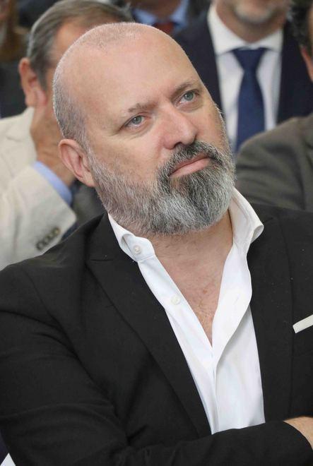 Fondi regionali per costa, strade e rinnovo auto 