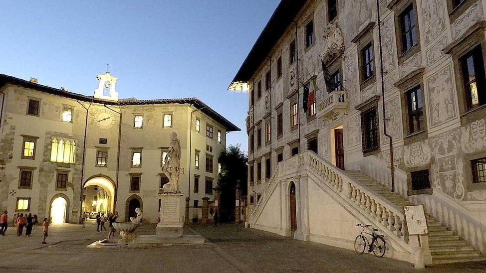 Niente Napoli, la Normale resta solo a Pisa