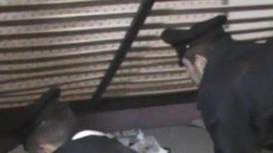 Suk, 26enne bloccato alla fermata del bus