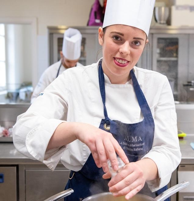 Lucrezia Grandi si è diplomata cuoca professionista
