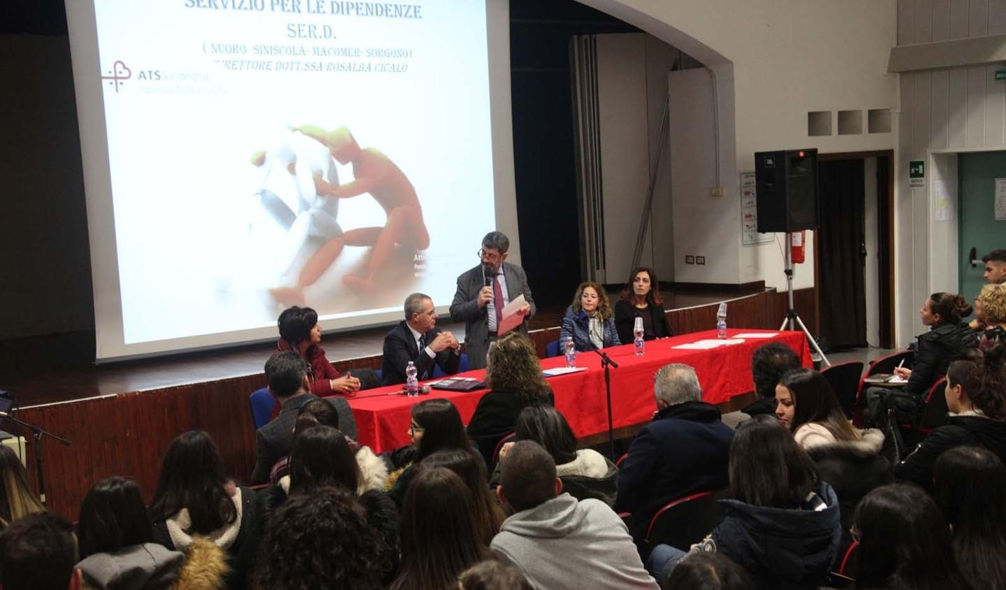 Droga, duemila giovani hanno chiesto aiuto 