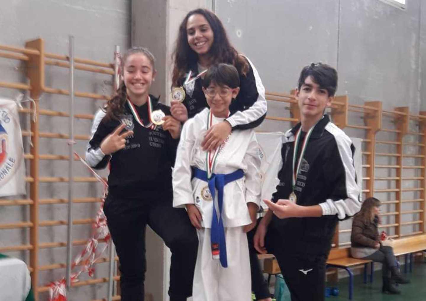 Il Karate club porta a casa quattro ori nella gara di Siniscola 