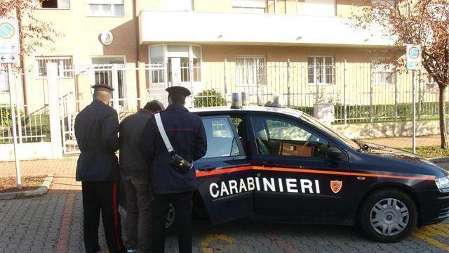 Arrestato dai carabinieri perché continua a tormentare l’ex moglie